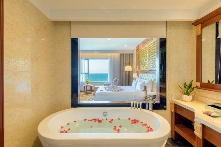 Phòng Premium Deluxe Ocean View