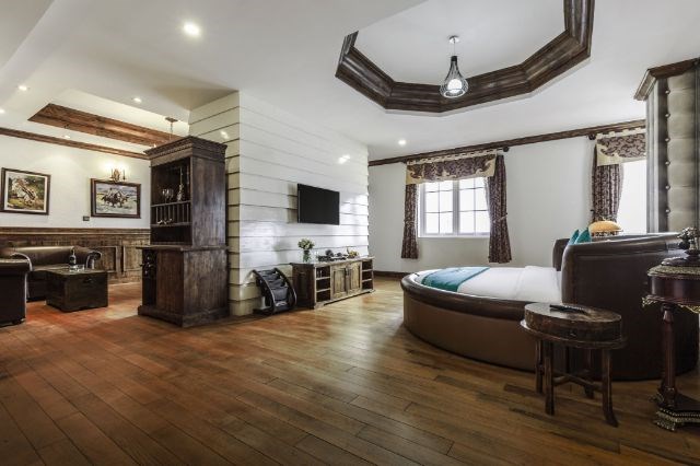 Phòng Grand Suite River