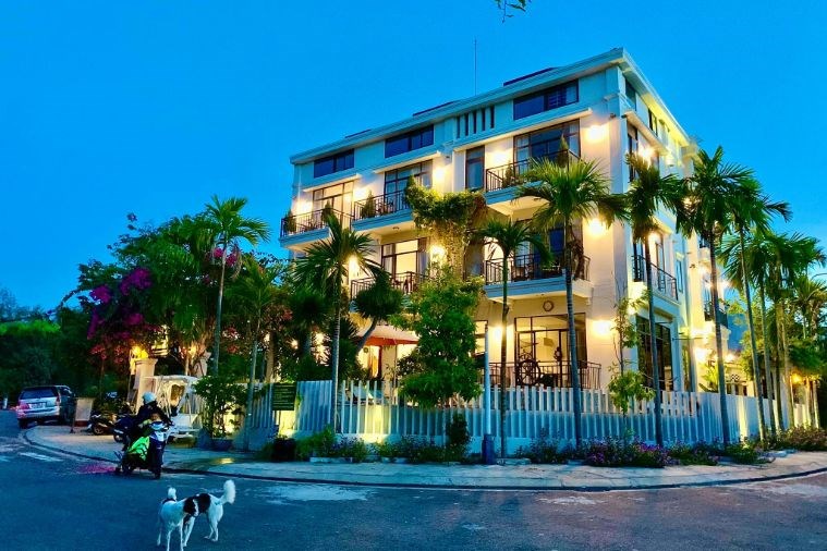 Santa Sea Villa