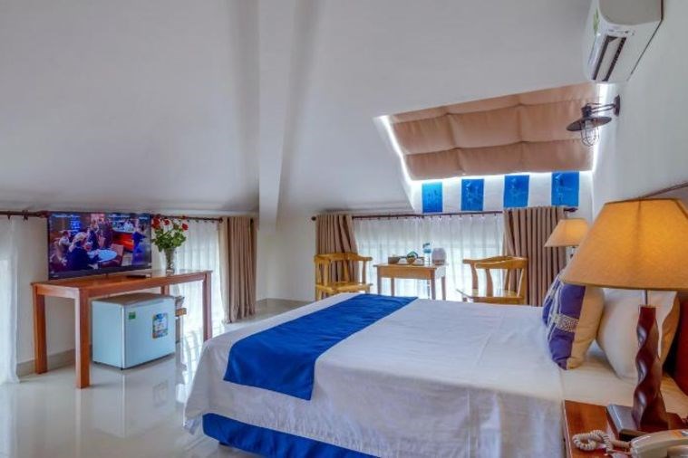 Santa Sea Villa
