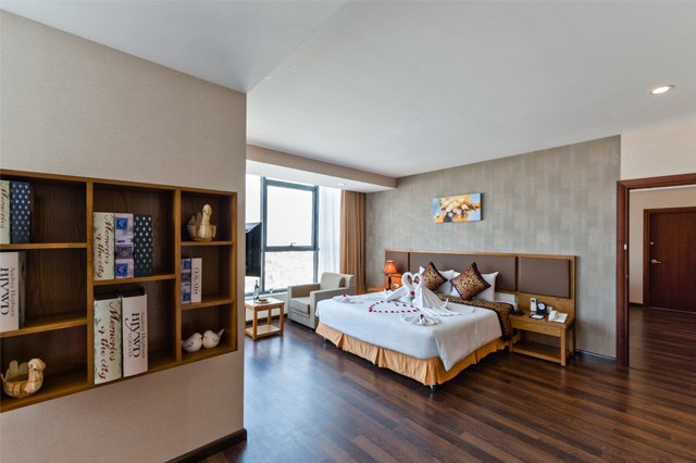 Executive Suite