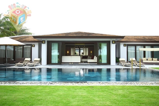 3 Bedroom Grand beach