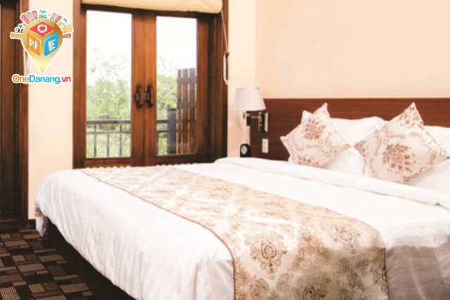 Superior King Bed