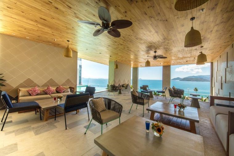 [Eastin Grand Hotel Nha Trang] Combo 2N1Đ - Đêm lưu trú + Ăn sáng